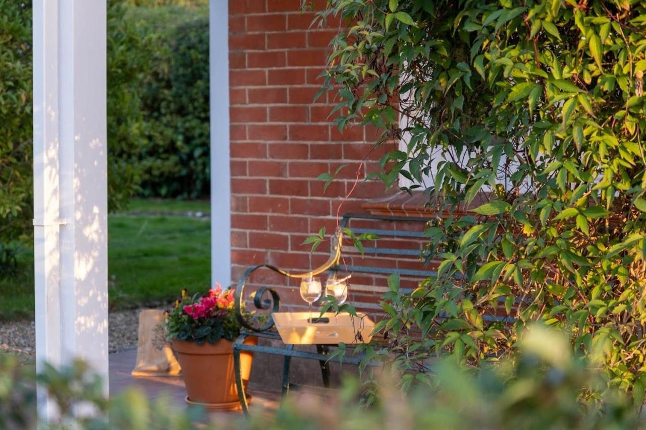 Surrey Lodge Брокенхърст Екстериор снимка